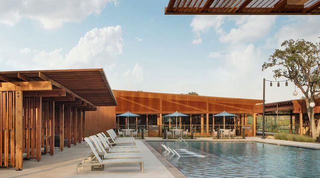 1437 Blue Moon DR, Georgetown, TX 78628