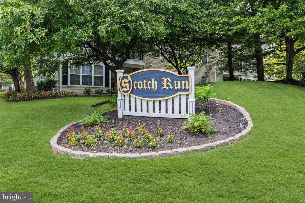 121 KYLE WAY, Ewing, NJ 08628