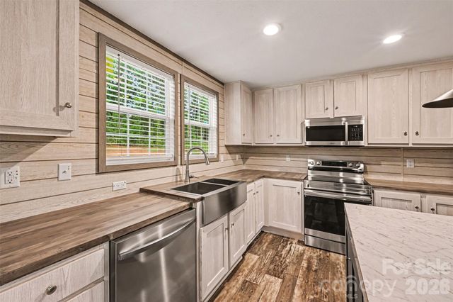 3032 Drake Circle, Shelby, NC 28152