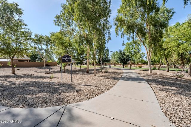 6922 S BLACK HILLS Way, Chandler, AZ 85249