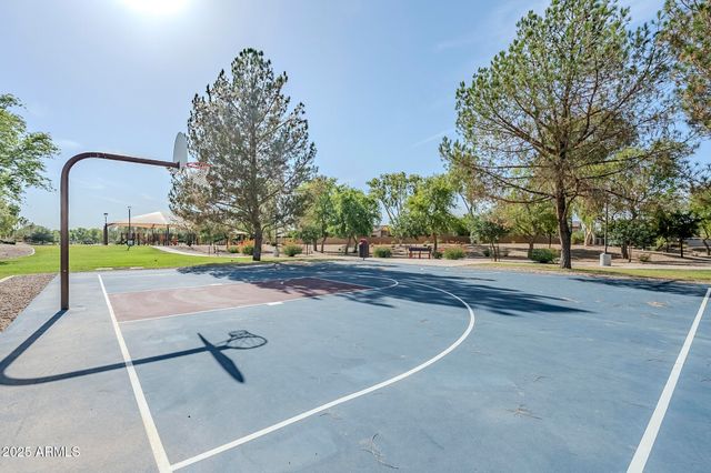 6922 S BLACK HILLS Way, Chandler, AZ 85249