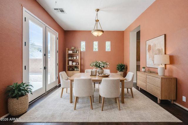 6922 S BLACK HILLS Way, Chandler, AZ 85249