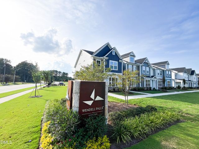 1492 Wendell Valley Boulevard, Wendell, NC 27591