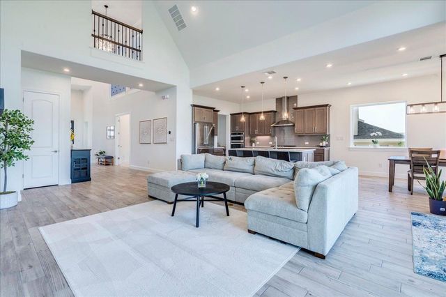 1725 Sunset Vista CV, Leander, TX 78641