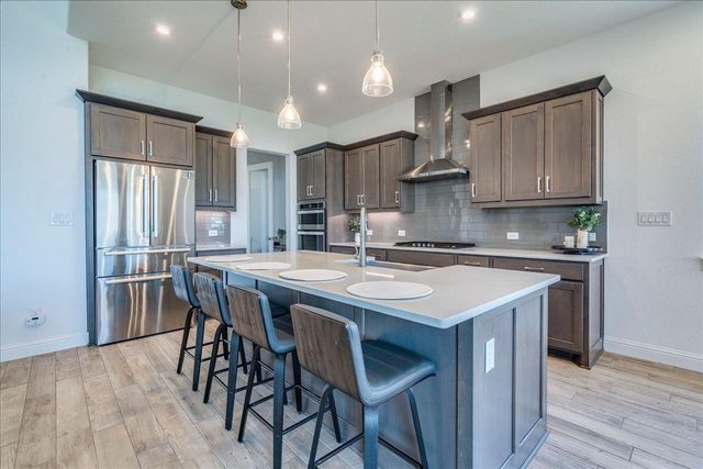 1725 Sunset Vista CV, Leander, TX 78641