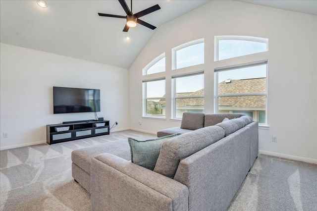 1725 Sunset Vista CV, Leander, TX 78641