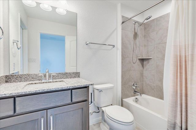 1725 Sunset Vista CV, Leander, TX 78641