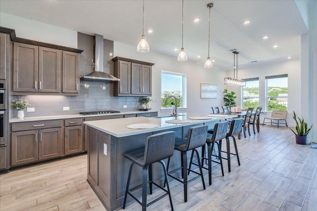 1725 Sunset Vista CV, Leander, TX 78641