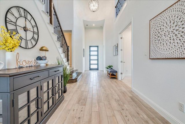 1725 Sunset Vista CV, Leander, TX 78641