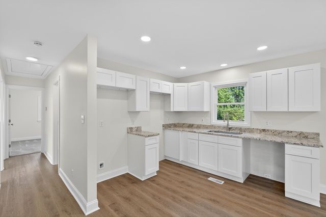 137 Anderson Drive, Spartanburg, SC 29302