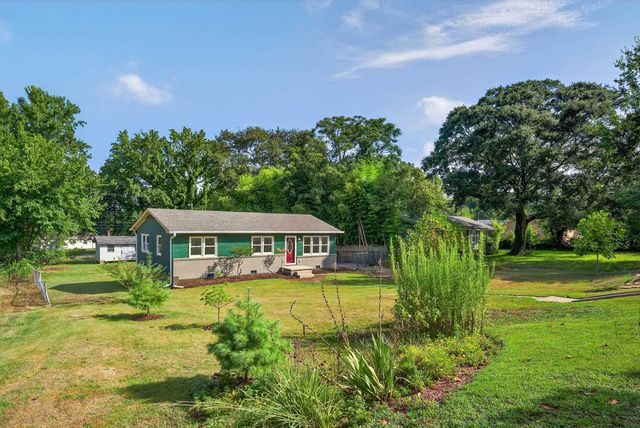 137 Anderson Drive, Spartanburg, SC 29302