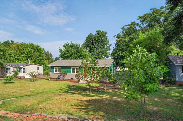 137 Anderson Drive, Spartanburg, SC 29302