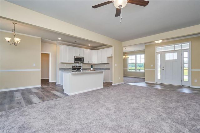2209 Hampton Roads PW, Chesapeake, VA 23321