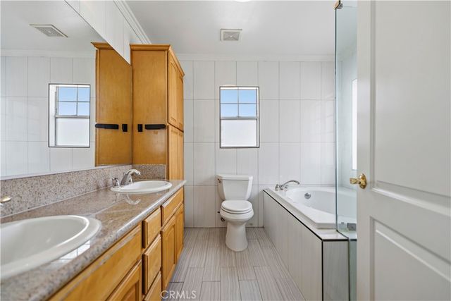 11413 Elliott, El Monte, CA 91732