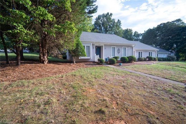1447 Grantland Place, Greensboro, NC 27410