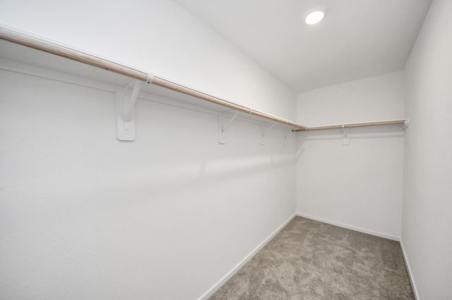 1526 Amber Skies Ln, Crosby, TX 77532