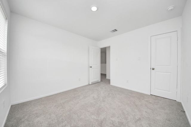 1526 Amber Skies Ln, Crosby, TX 77532