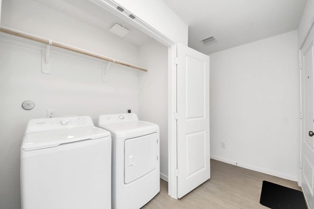 1526 Amber Skies Ln, Crosby, TX 77532