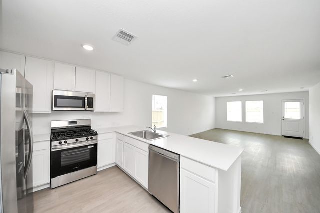 1526 Amber Skies Ln, Crosby, TX 77532