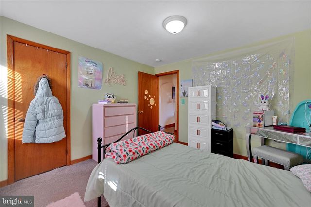 27 E HILL ST, Jonestown, PA 17038