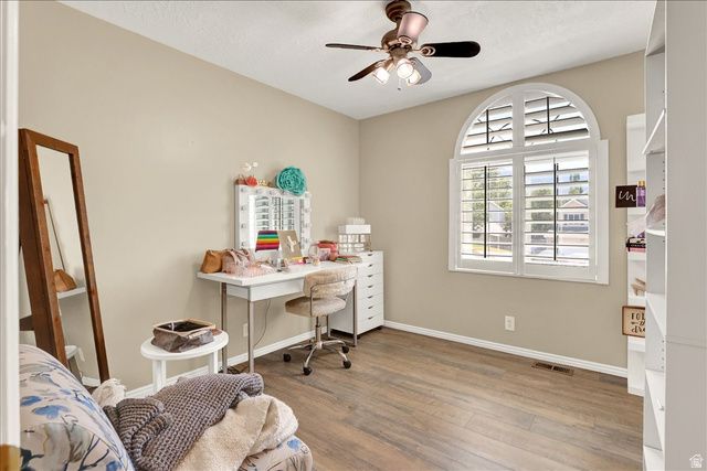 1073 N 175 E, Layton, UT 84041