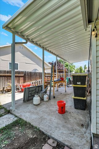 1073 N 175 E, Layton, UT 84041