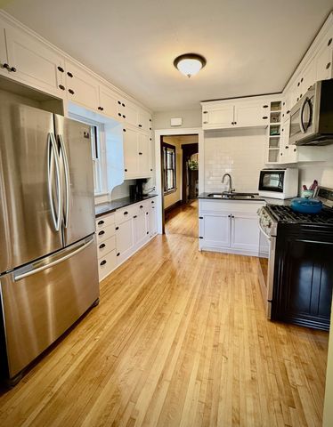 3706 Dupont Avenue N, Minneapolis, MN 55412