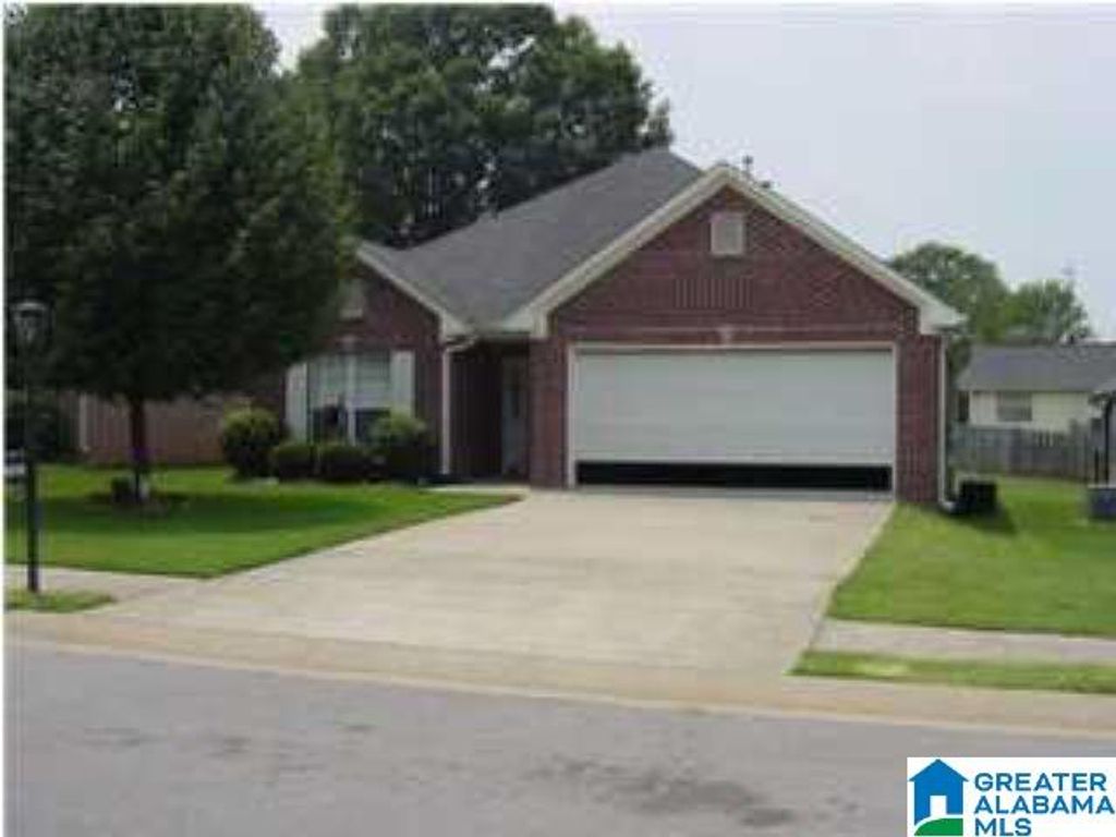 721 SALTERS DRIVE, Hueytown, AL 35023