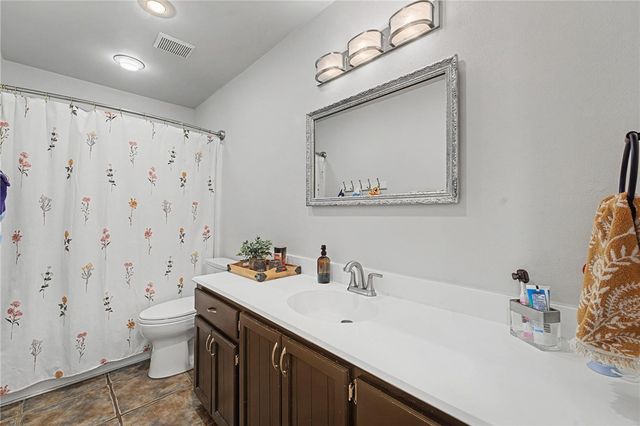 1591 E Cortland Street, Fayetteville, AR 72703