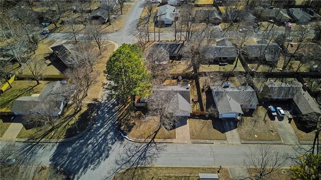 1591 E Cortland Street, Fayetteville, AR 72703