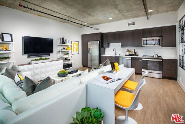 1101 N Main Street A622, Los Angeles, CA 90012