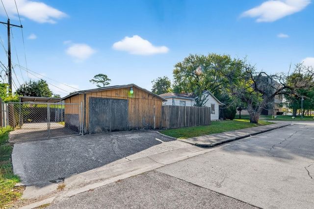 6903 Palmetto Street, Houston, TX 77087