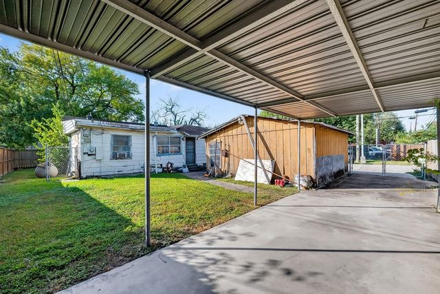6903 Palmetto Street, Houston, TX 77087