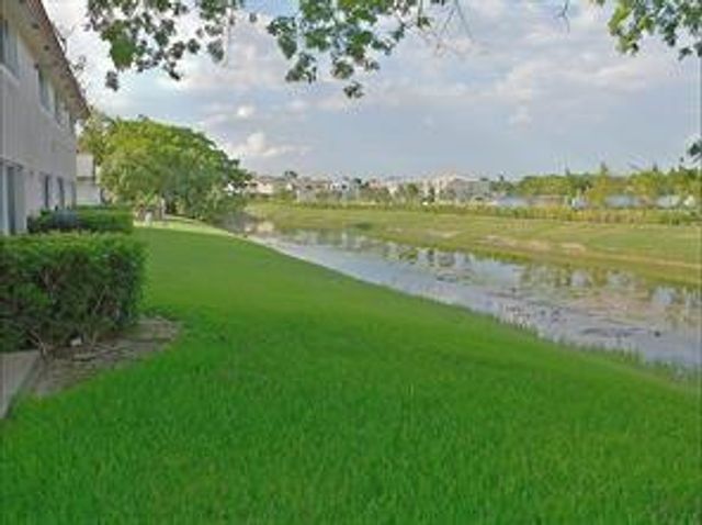 8985 NW 38TH Drive, Coral Springs, FL 33065