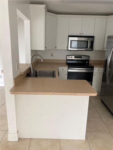 8985 NW 38TH Drive, Coral Springs, FL 33065