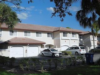 8985 NW 38TH Drive, Coral Springs, FL 33065