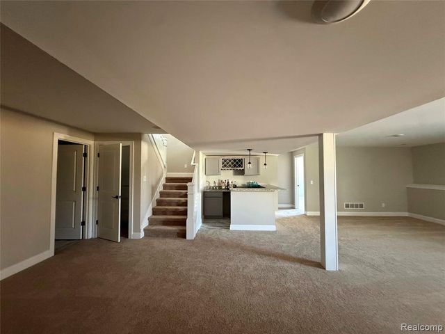 1034 Camellia Circle 46, Howell, MI 48843