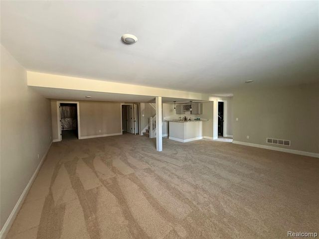 1034 Camellia Circle 46, Howell, MI 48843