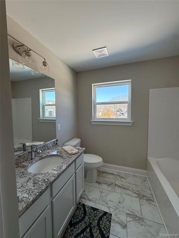 1034 Camellia Circle 46, Howell, MI 48843