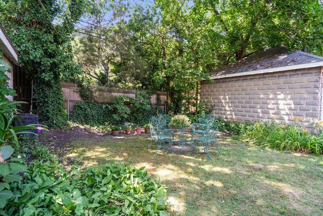 36 Lexington Avenue 2, Cambridge, MA 02138