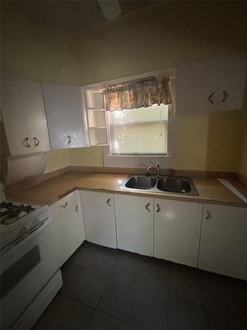 1115 NW 41 Street, Oklahoma City, OK 73118