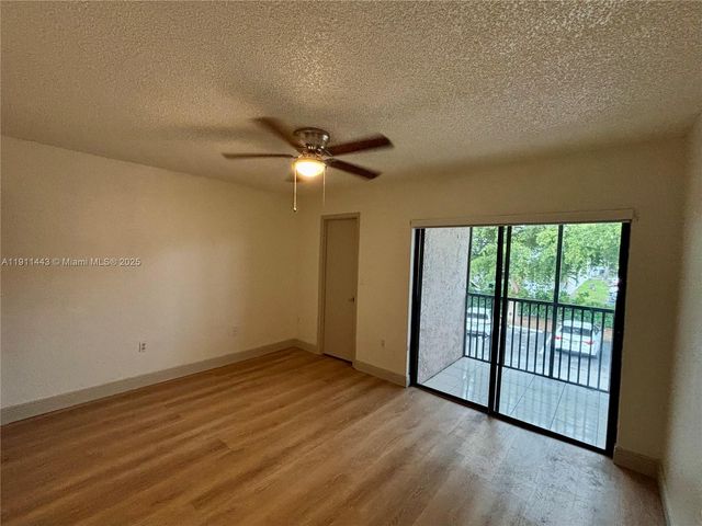 10350 SW 220th St 251, Cutler Bay, FL 33190