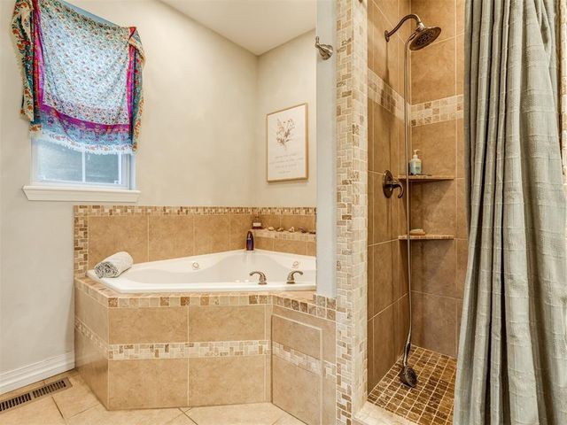 2485 Avalon Drive, Eufaula, OK 74432