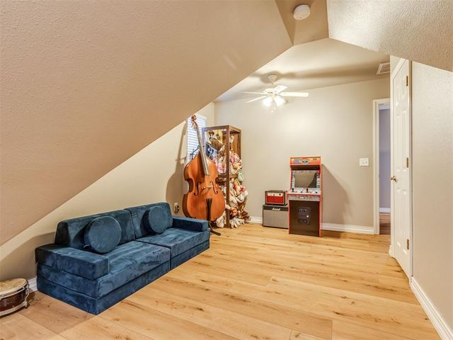 2485 Avalon Drive, Eufaula, OK 74432