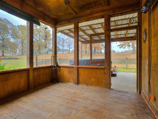 2485 Avalon Drive, Eufaula, OK 74432