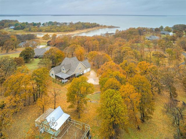 2485 Avalon Drive, Eufaula, OK 74432