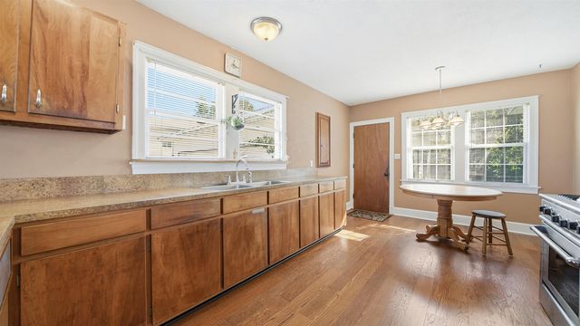 196 Inlet Dr, St Augustine, FL 32080