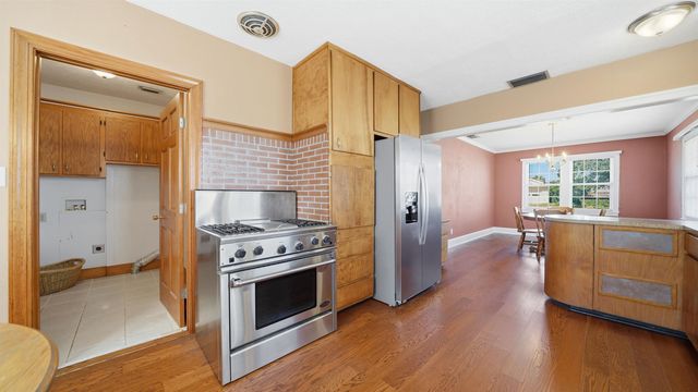 196 Inlet Dr, St Augustine, FL 32080