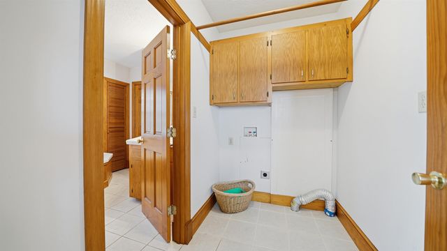 196 Inlet Dr, St Augustine, FL 32080