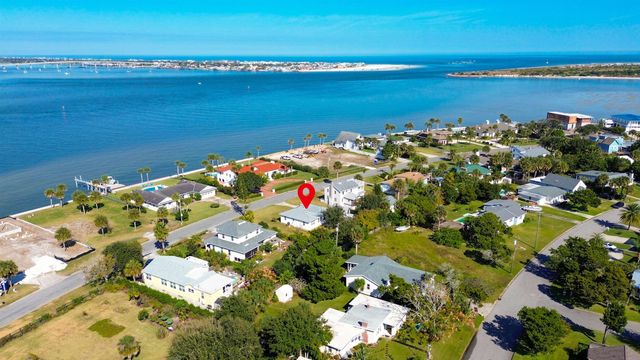 196 Inlet Dr, St Augustine, FL 32080